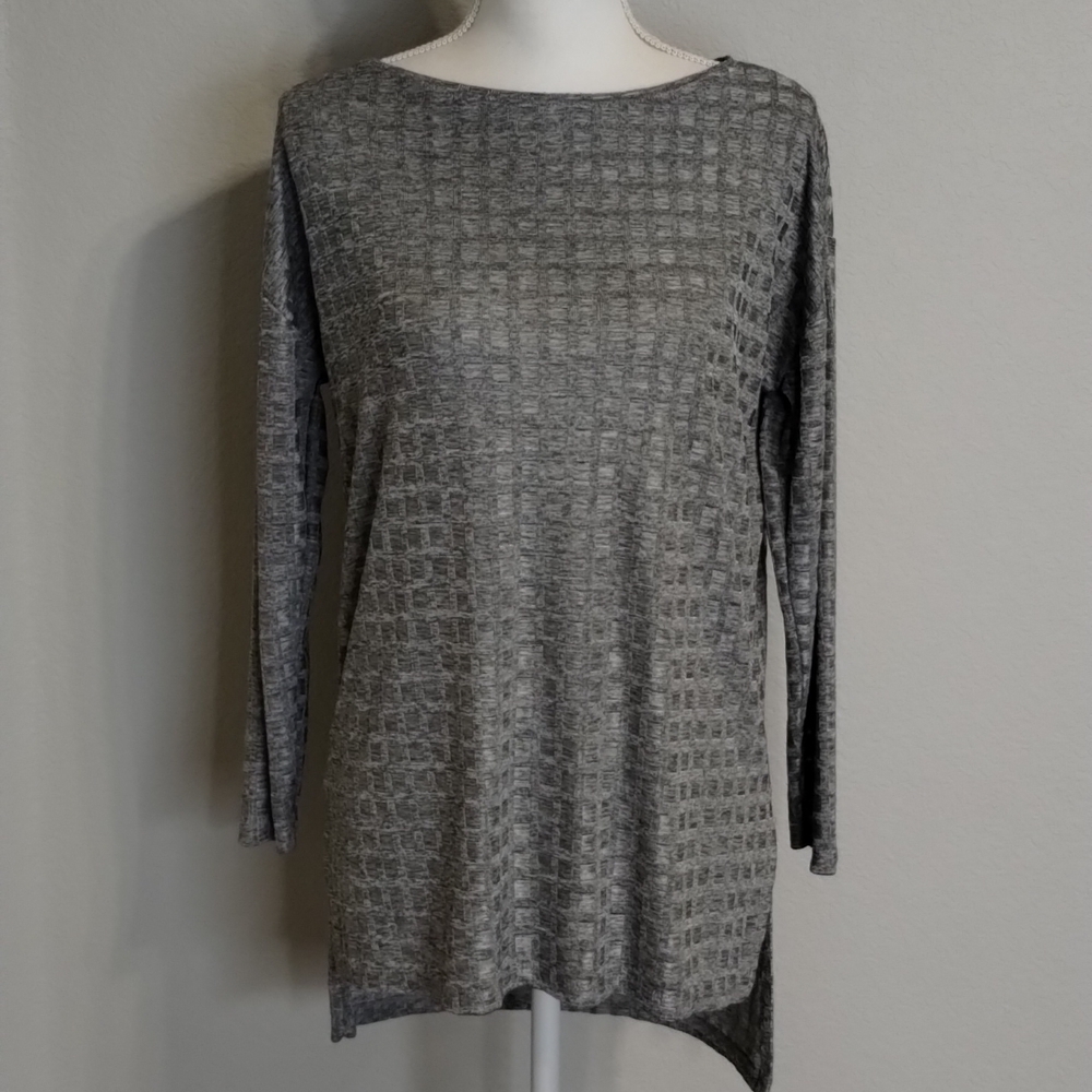 Zara W&B blouse top gray square Texture 3/4 sleeve size medium